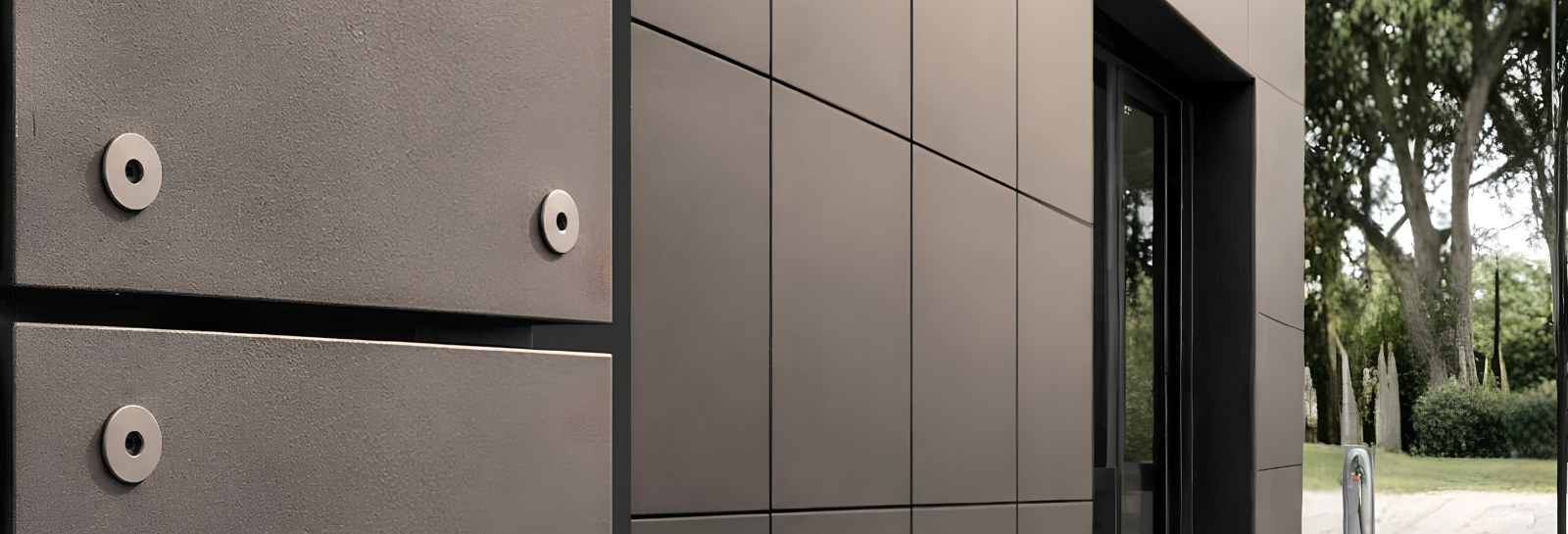 Expansion Gaps in Exterior HPL: Why They Are Critical